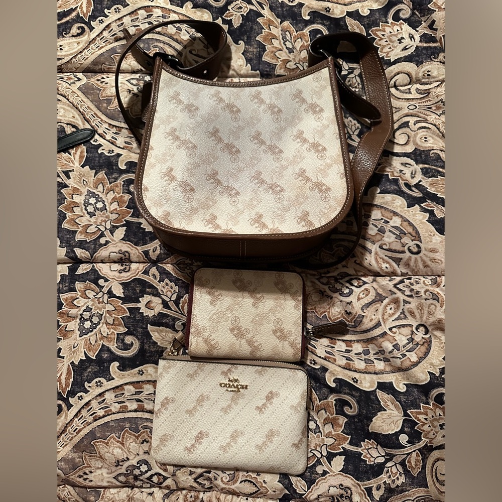 Coach shoulder bag and matching wallet